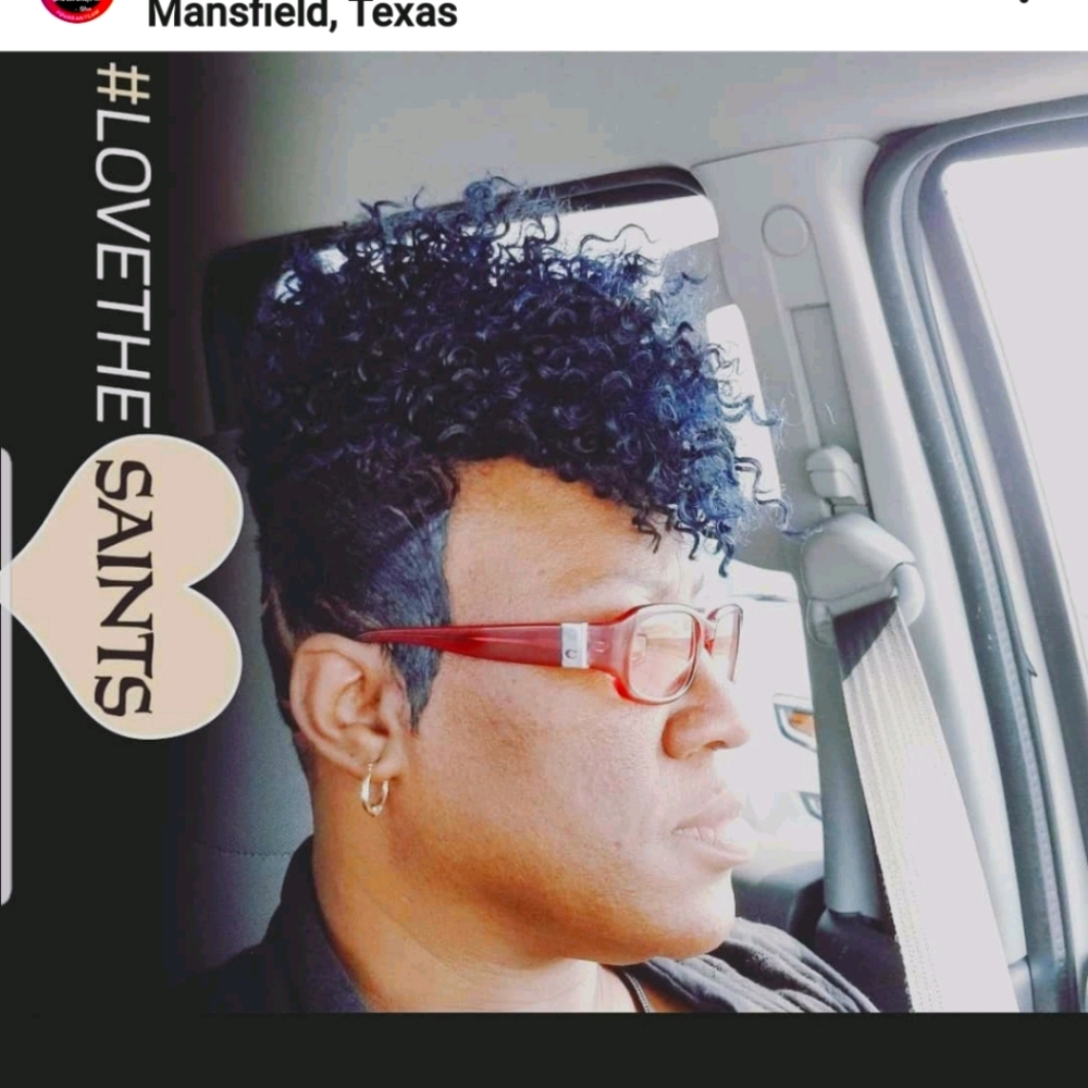 Meet your Posher, Pamela